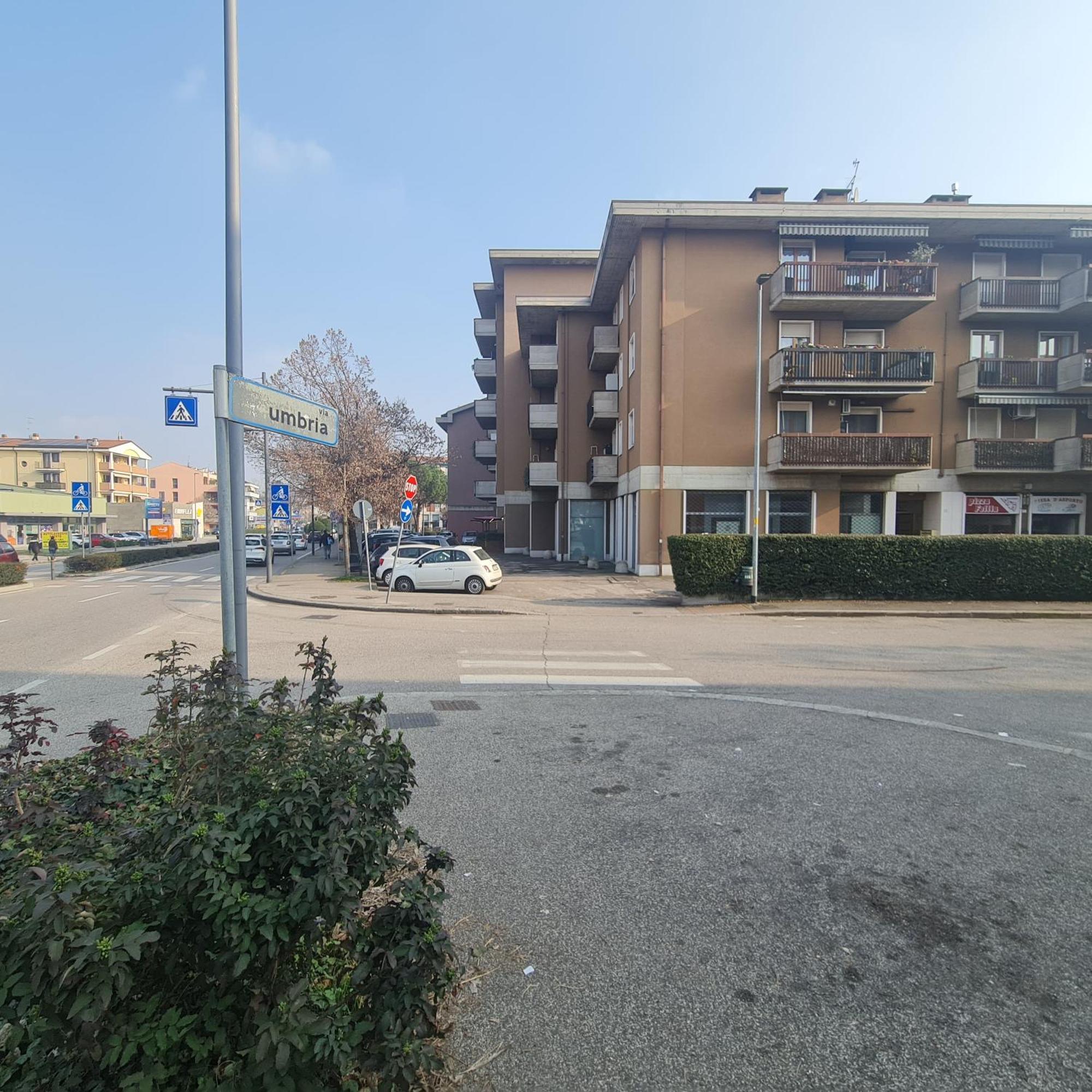 Appartamento Verona In ภายนอก รูปภาพ
